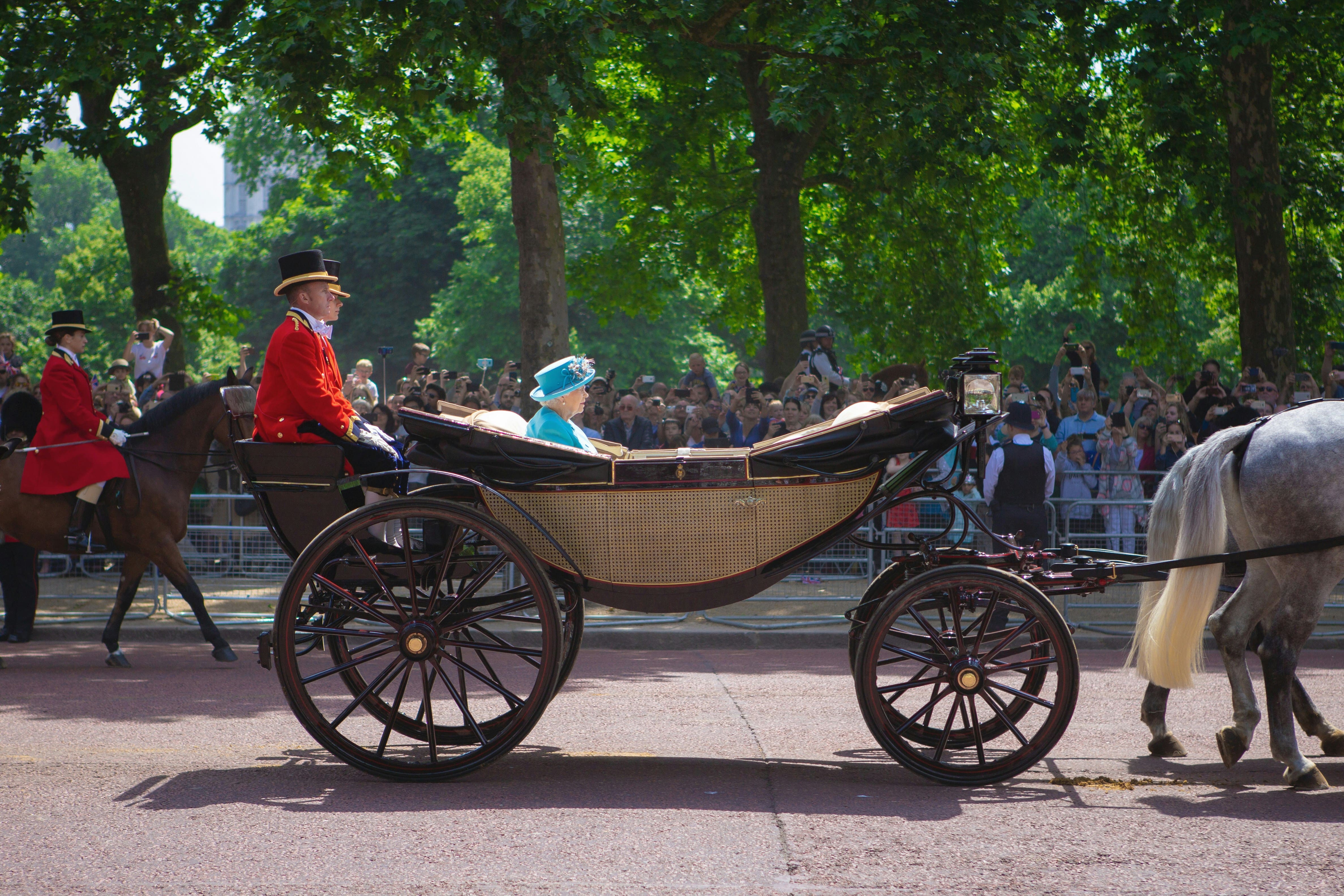 Philippa Perry on the Queen: “She is Probably More Dreamed About Than Anyone Else”